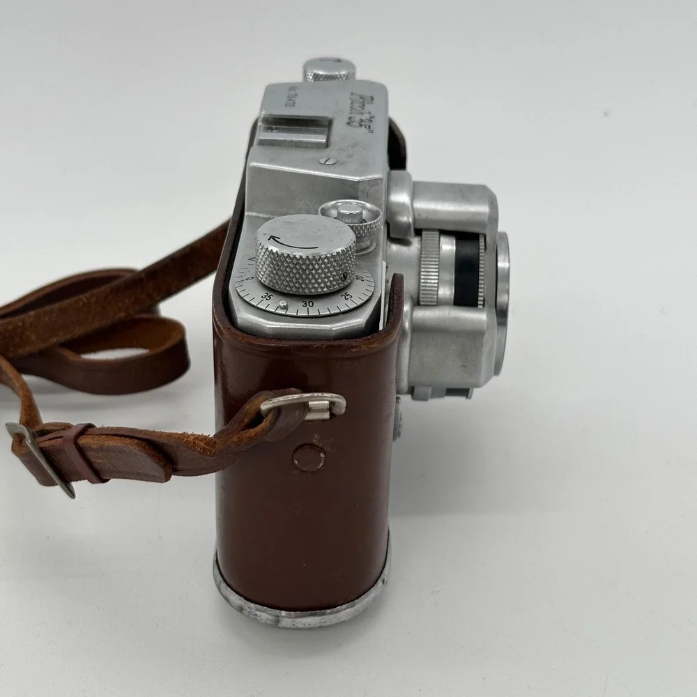 Vintage Ricoh 35 Rangefinder Camera Riken Ricomat 45mm f3.5 Lens Leather Case